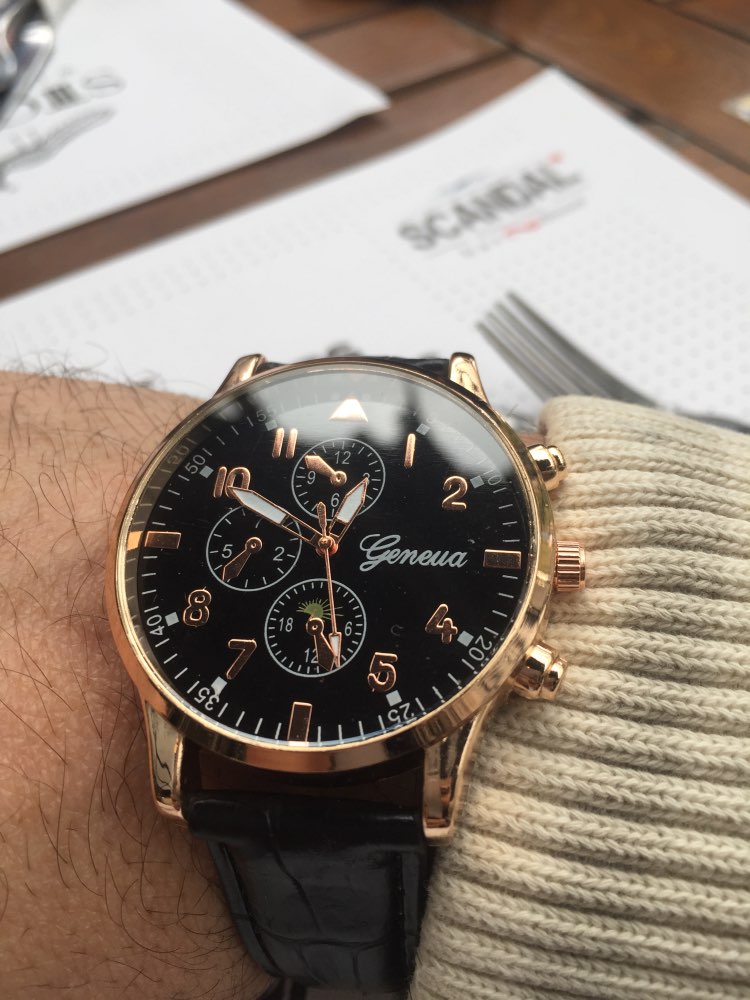 Retro Design Leather Watch